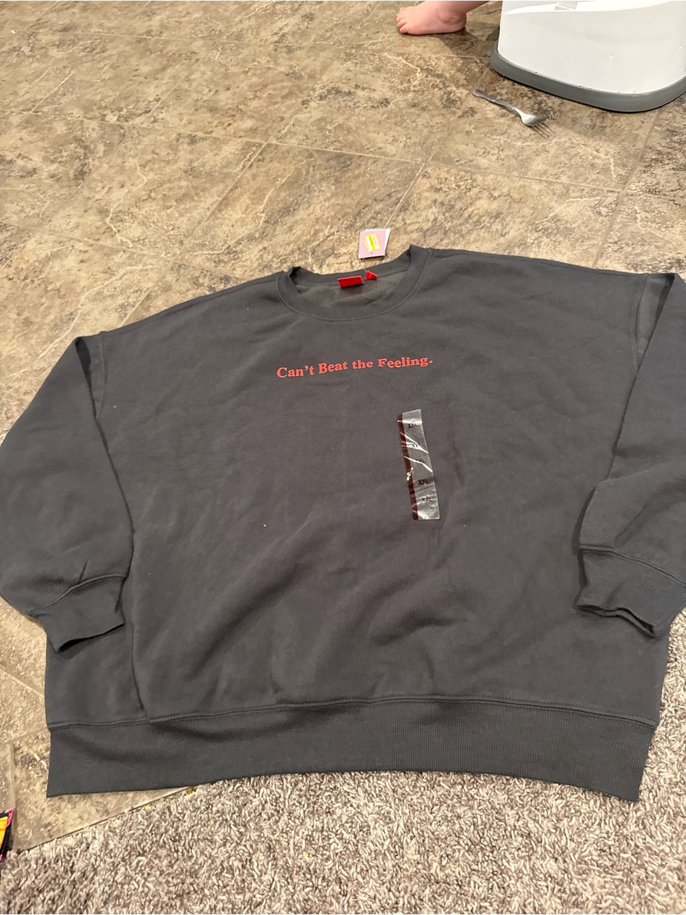 🥭Gray Coca cola polar bears Crewneck Sweatshirt Can't Beat the Feeling
